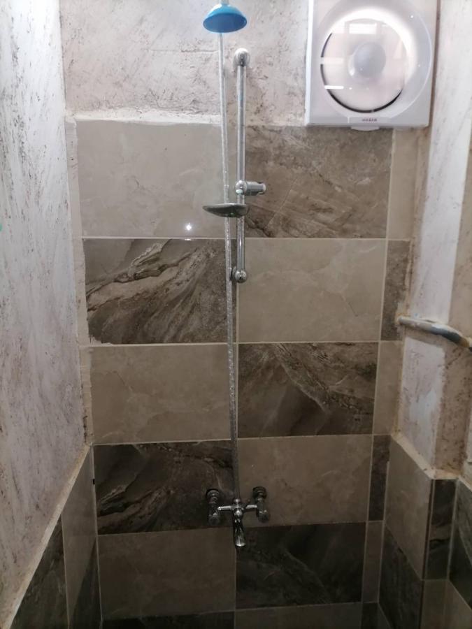 Guest House Hazem Al Azraq ash Shamali Экстерьер фото