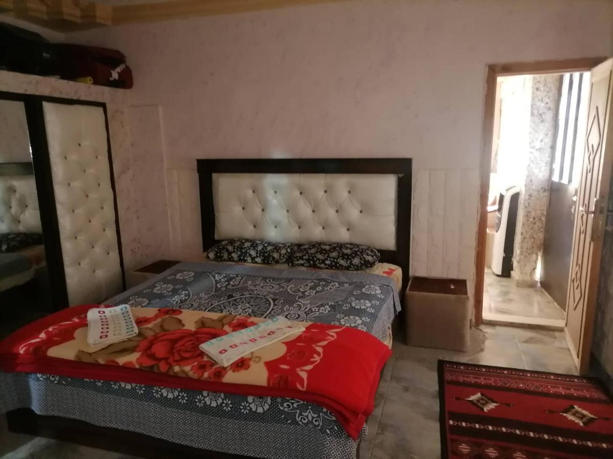 Guest House Hazem Al Azraq ash Shamali Экстерьер фото